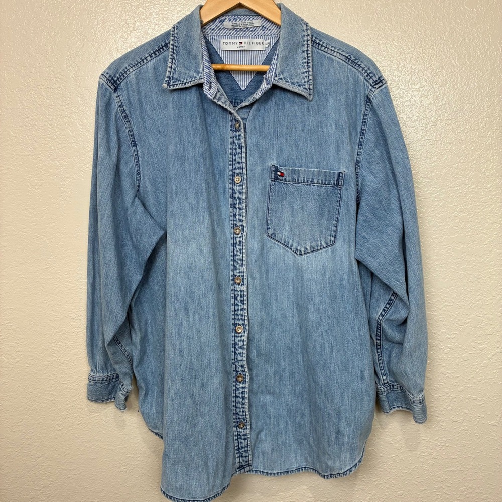 Tommy Hilfiger Womens 2X Denim Button Down Shirt Light Wash Blue Long Sleeve